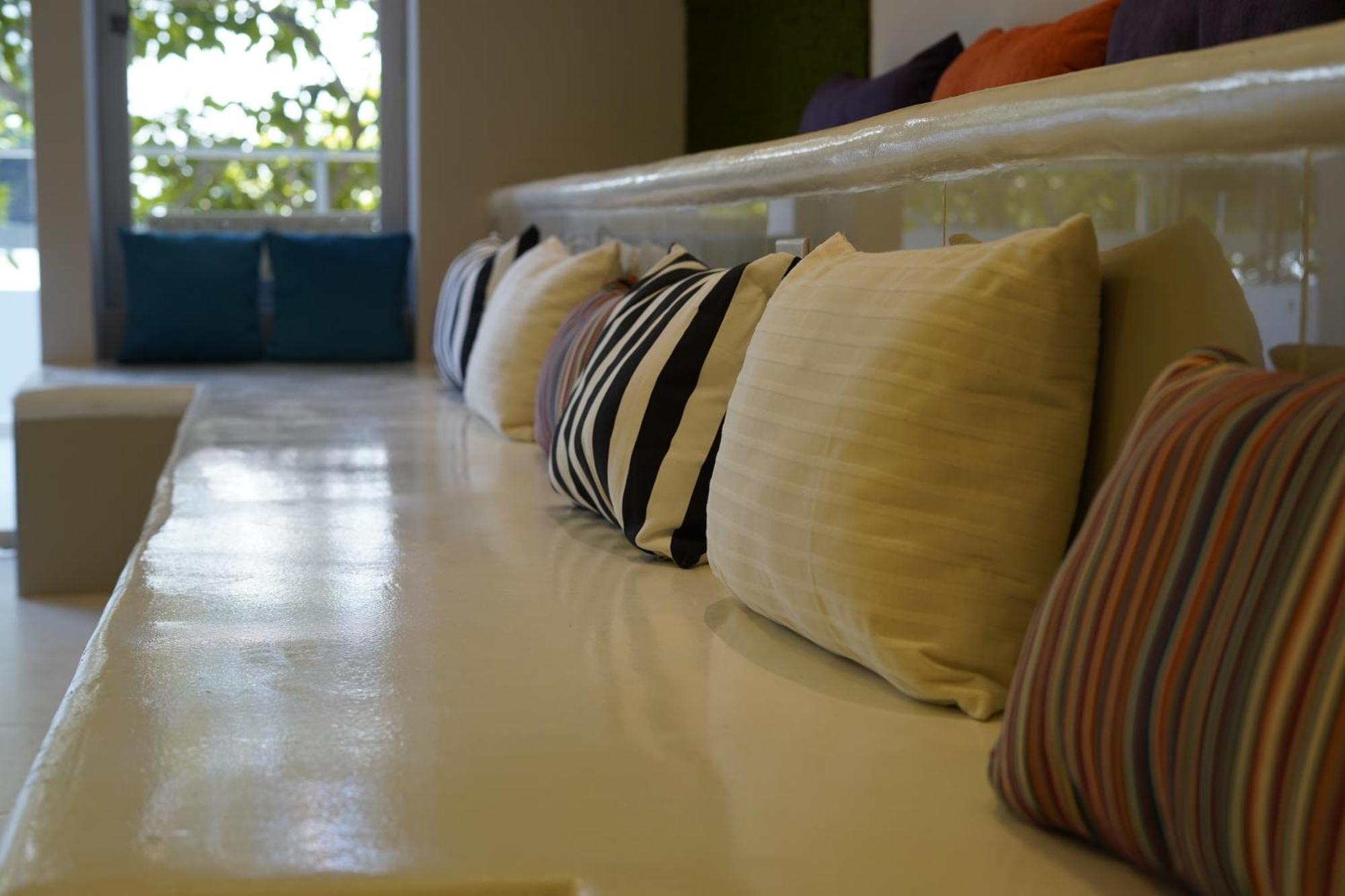 Hostel Dorado Plaza Getsemani Cartagena Ngoại thất bức ảnh