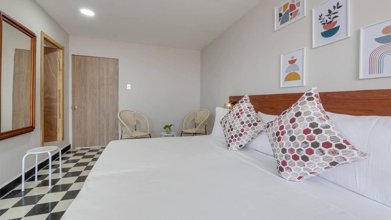 Hostel Dorado Plaza Getsemani Cartagena Ngoại thất bức ảnh